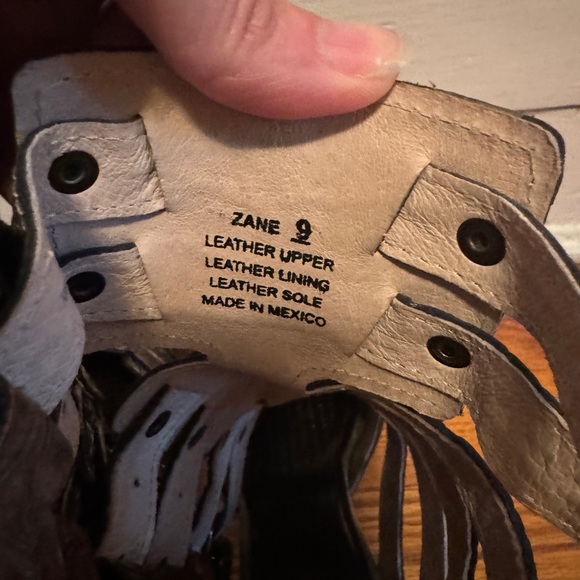 Freebird Zane Blush sz 9 Gladiator sandal EUC - Picture 2 of 5